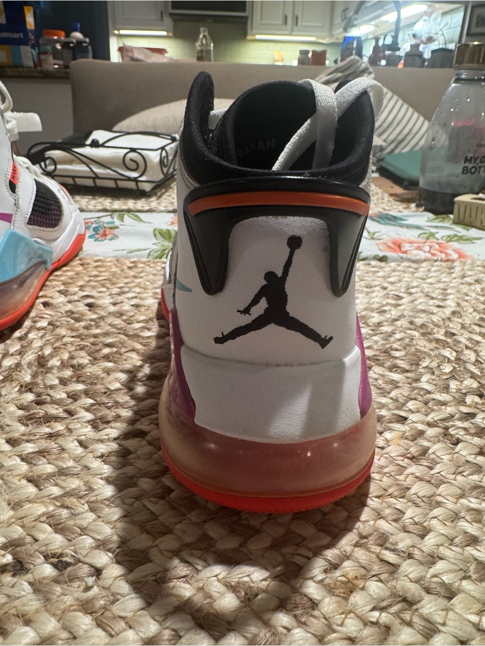 Nike Air Jordan Mars 270 White Hyper Pink Blue GS 7Y 8.5 Women’s Basketball Shoe - Picture 10 of 15